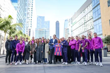 El Orfeó Català desea suerte al Barça Legends en su debut en Estados Unidos