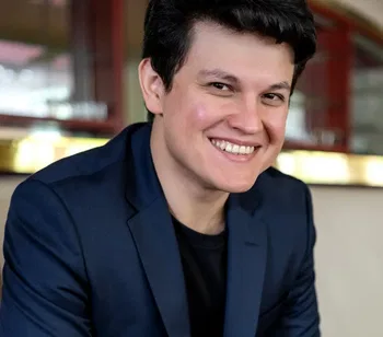 Aziz Shokhakimov © 2026 by Mischa Blank / Harrison Parrott Group