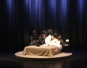 Verdi, La Traviata. Regie de Pontiggia